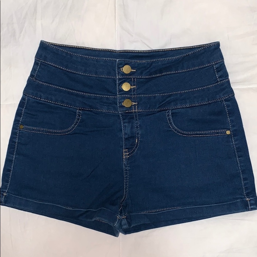 Tinseltown | High-Waisted Shorts